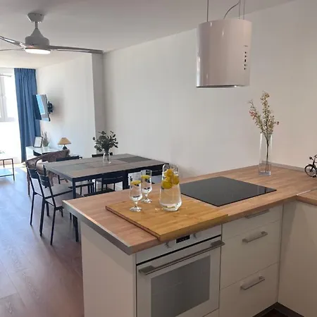 Apartment Gatu Premium Esmeralda